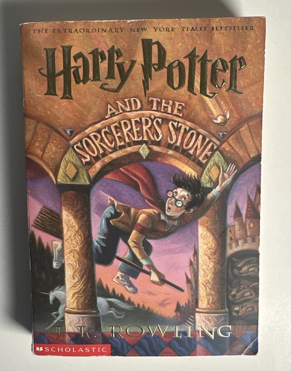 Harry Potter and the Sorcerer's Stone by J. K. Rowling (1999, Mass Market)
